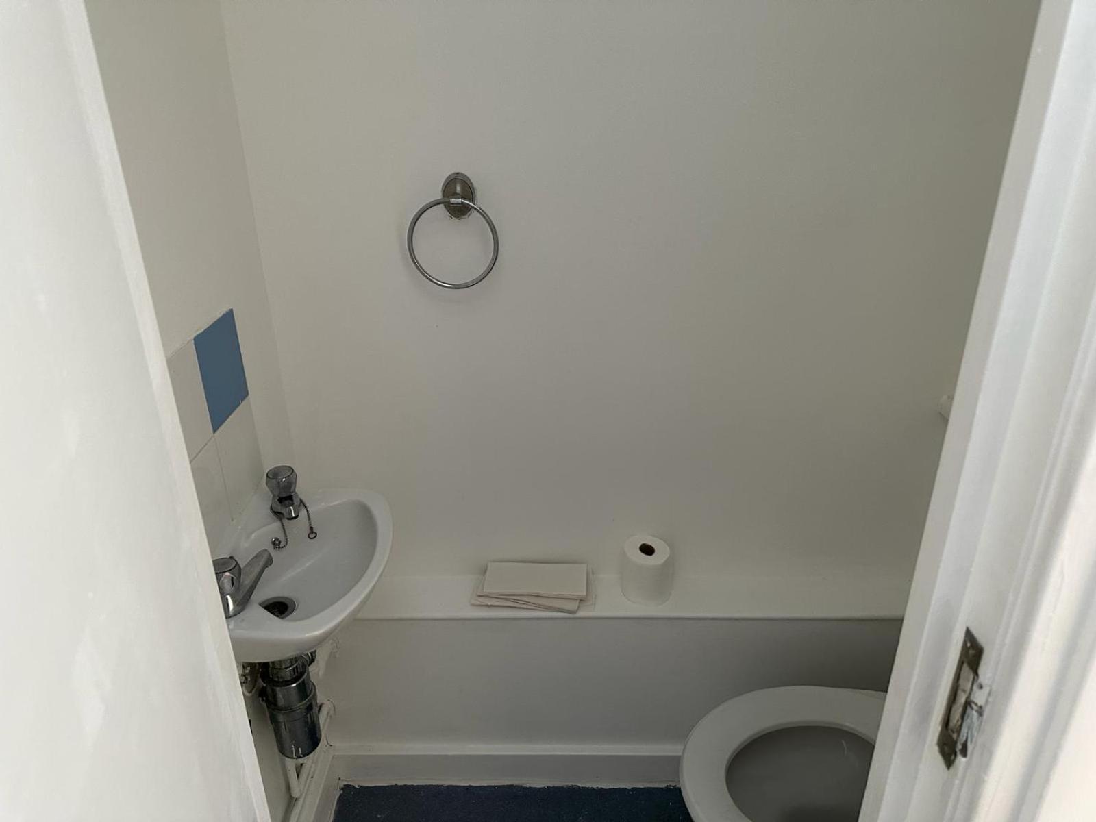 Newbury3 Appartement Londen Buitenkant foto